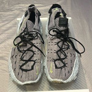 Nike space hippie men’s 11